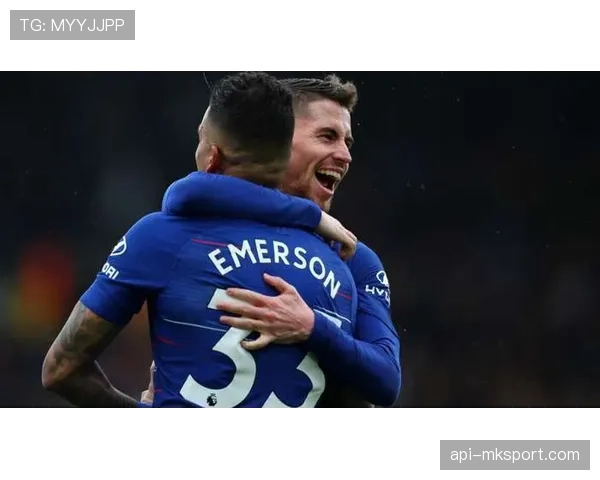 “实时:巴黎圣日耳曼上半场完成18次传中,但仅1次射正目标”